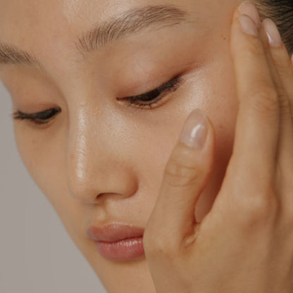 Shiseido Intensive WrinkleSpot Serum - Retinol Anti-Wrinkle and Spot Treatment